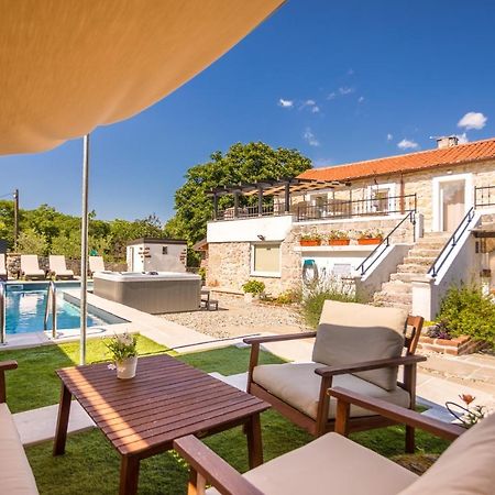 Villa Hrustika - Heated Pool, Jacuzzi & Sauna Gabonjin Kültér fotó