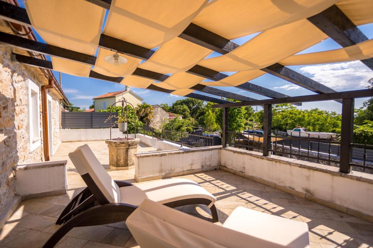Villa Hrustika - Heated Pool, Jacuzzi & Sauna Gabonjin Kültér fotó