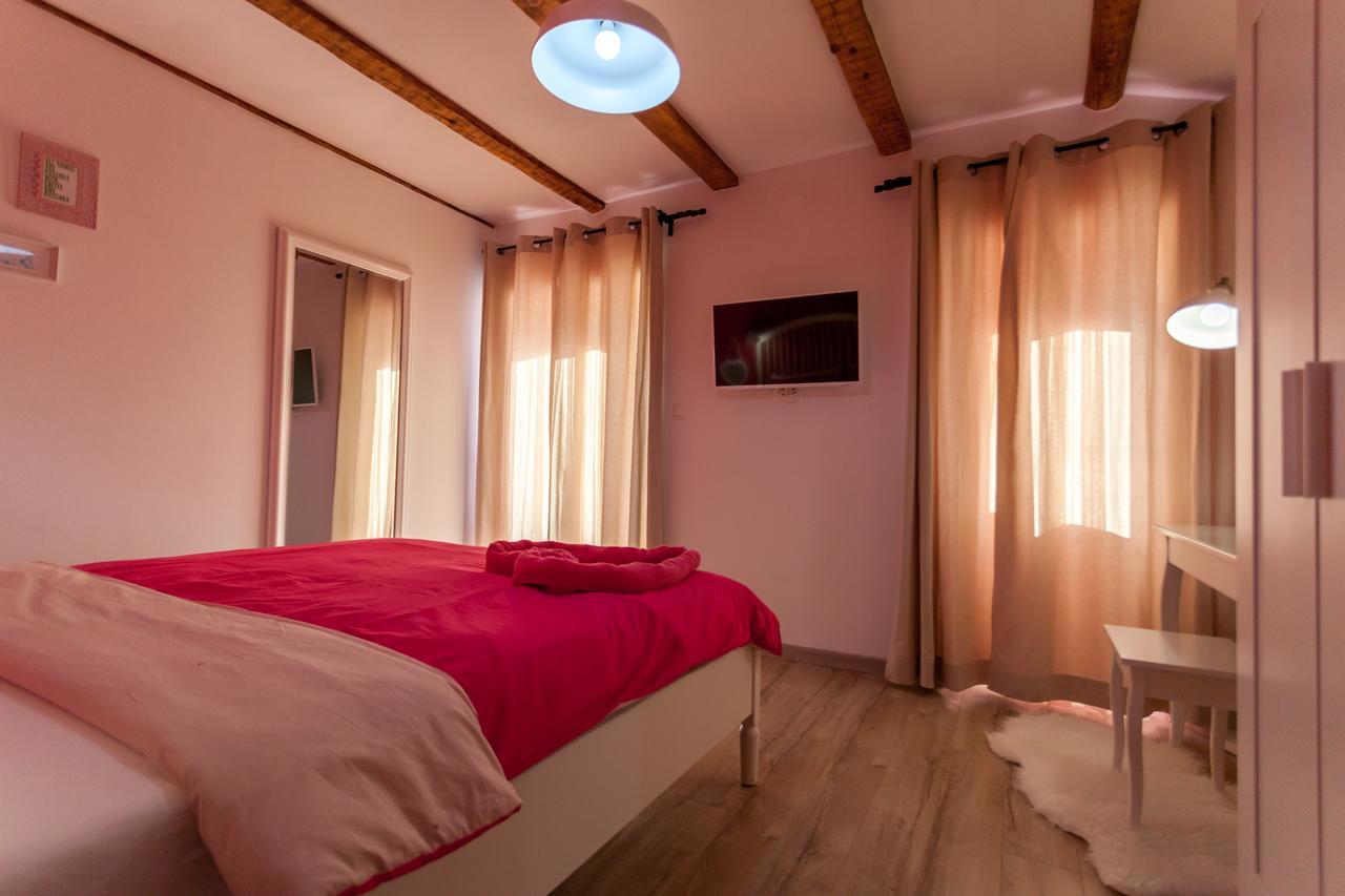 Villa Hrustika - Heated Pool, Jacuzzi & Sauna Gabonjin Kültér fotó